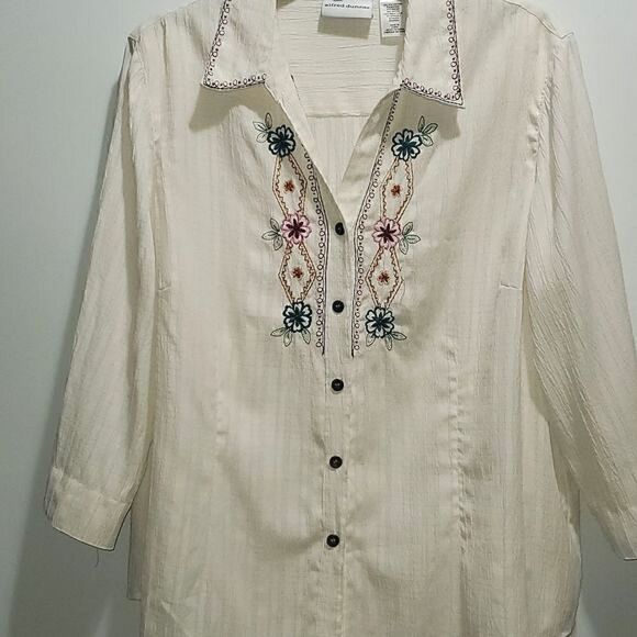 Alfred Dunner Embroidered Button Up Collared Long Sleeve Vintage Style Blouse 16 - Picture 2 of 16